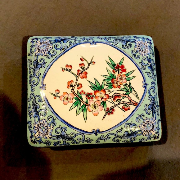 Beautiful porcelain box